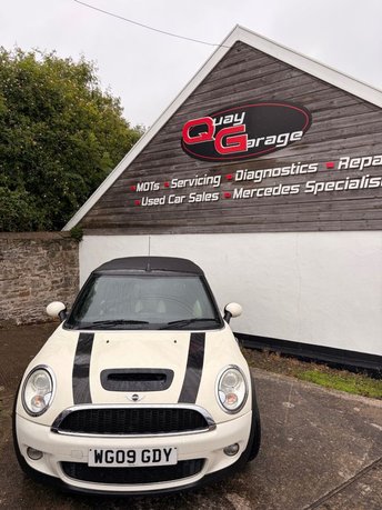View our MINI Convertible
