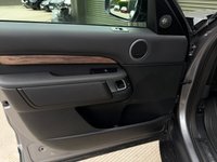 USED 2019 69 LAND ROVER DISCOVERY 3.0 SD V6 HSE SUV 5dr Diesel Auto 4WD Euro 6 (s/s) (306 ps) 