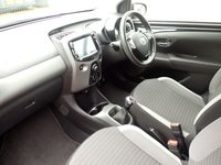 USED 2019 69 TOYOTA AYGO 1.0 VVT-i x-play Hatchback 5dr Petrol Manual Euro 6 (71 ps) 