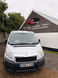 USED 2012 62 PEUGEOT EXPERT TEPEE 2.0 HDi Comfort L1 MPV 5dr Diesel Automatic (5/6 seats) (199 g/km, 163 bhp) PEUGEOT EXPERT TEPEE 2.0 HDi Comfort L1 MPV 5dr
