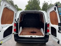 USED 2021 71 VAUXHALL COMBO 1.5 Turbo D 2300 Dynamic Panel Van 4dr Diesel Manual L1 H1 Euro 6 (100 ps) 2021 (71 Reg) One owner from New and Full service history. Nationwide Delivery Available!