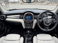 USED 2020 70 MINI HATCH 1.5 Cooper Exclusive Hatchback 5dr Petrol Manual Euro 6 (s/s) (136 ps) 1 OWNER FROM NEW+ELECTRIC PANORAMIC ROOF+SATELLITE GREY CHESTER LEATHER+REVERSING CAMERA+SERVICE HISTORY+FINANCE AVAILABLE ON THIS CAR