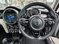 USED 2020 70 MINI HATCH 1.5 Cooper Exclusive Hatchback 5dr Petrol Manual Euro 6 (s/s) (136 ps) 1 OWNER FROM NEW+ELECTRIC PANORAMIC ROOF+SATELLITE GREY CHESTER LEATHER+REVERSING CAMERA+SERVICE HISTORY+FINANCE AVAILABLE ON THIS CAR
