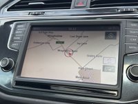 USED 2016 66 VOLKSWAGEN TIGUAN 2.0 TDI BlueMotion Tech R-Line SUV 5dr Diesel DSG 4Motion Euro 6 (s/s) (150 ps) PAN ROOF, APPLE CAR PLAY & MORE!