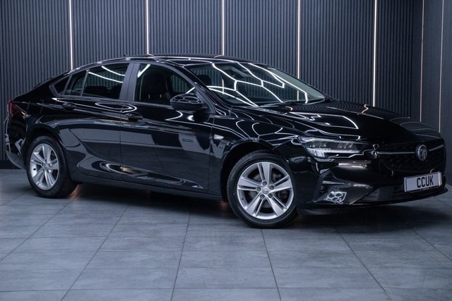 View our VAUXHALL INSIGNIA
