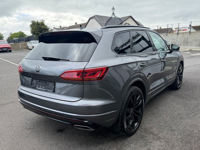 View our VOLKSWAGEN TOUAREG