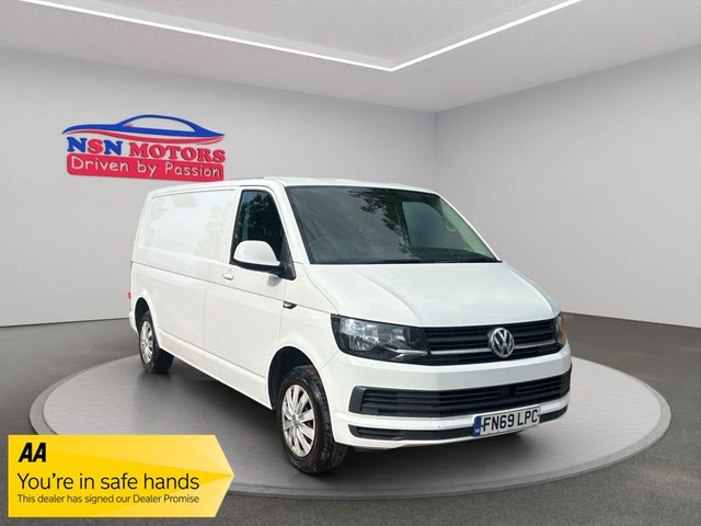 View our Volkswagen Transporter 2.0 TDI T28 Trendline Panel Van 5dr Diesel Manual FWD LWB Euro 6 (s/s) (102 ps)