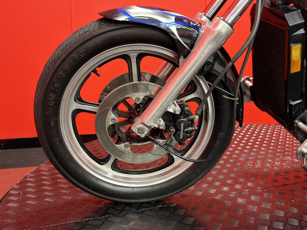 USED 1986 C HONDA VT1100 TRADE BIKES AT TRADE PRICES SOUNDS NICE