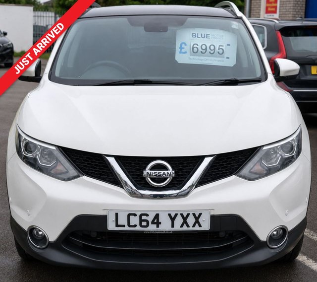 View our NISSAN QASHQAI
