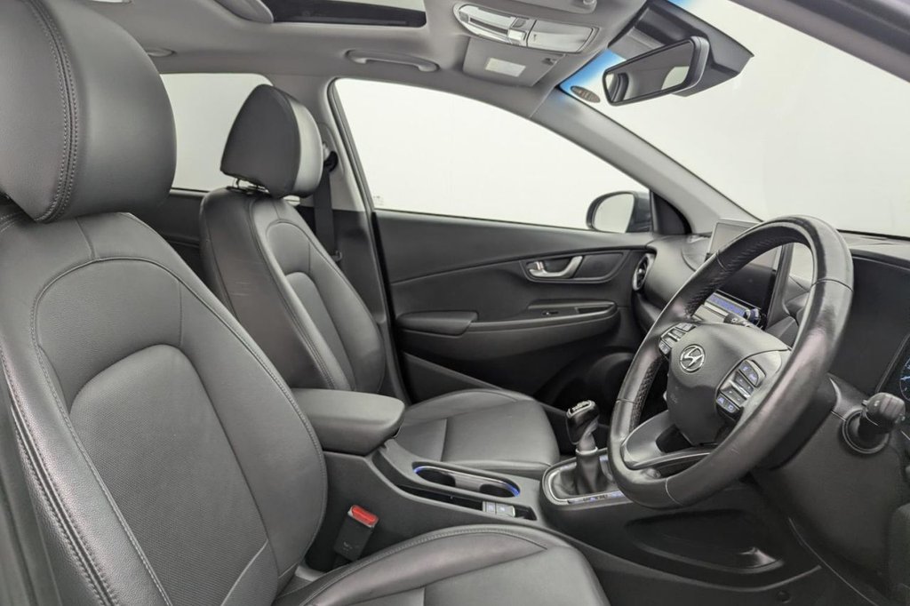 USED 2023 23 HYUNDAI KONA 1.0 T-GDi MHEV Ultimate SUV 5dr Petrol Hybrid Manual Euro 6 (s/s) (120 ps) Car Play, Sun Roof, Camera
