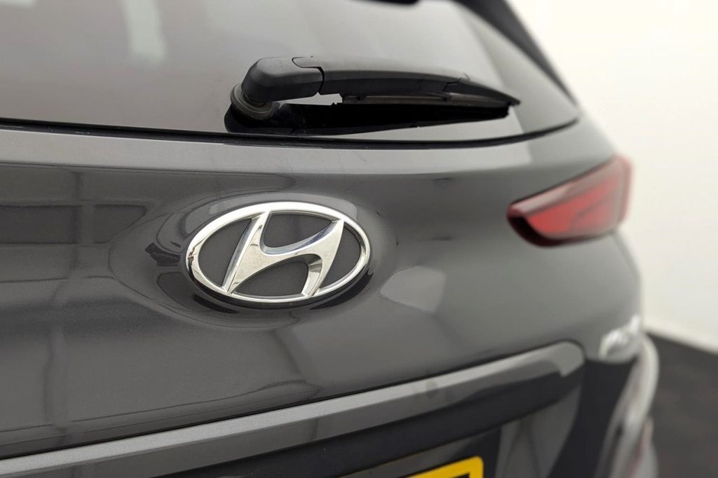 USED 2023 23 HYUNDAI KONA 1.0 T-GDi MHEV Ultimate SUV 5dr Petrol Hybrid Manual Euro 6 (s/s) (120 ps) Car Play, Sun Roof, Camera