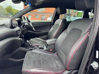 USED 2019 69 HYUNDAI TUCSON 1.6 T-GDi N Line SUV 5dr Petrol DCT Euro 6 (s/s) (177 ps) AUTO -- SAT NAV -- CARPLAY -- HEATED SEATS -- 19in ALLOYS