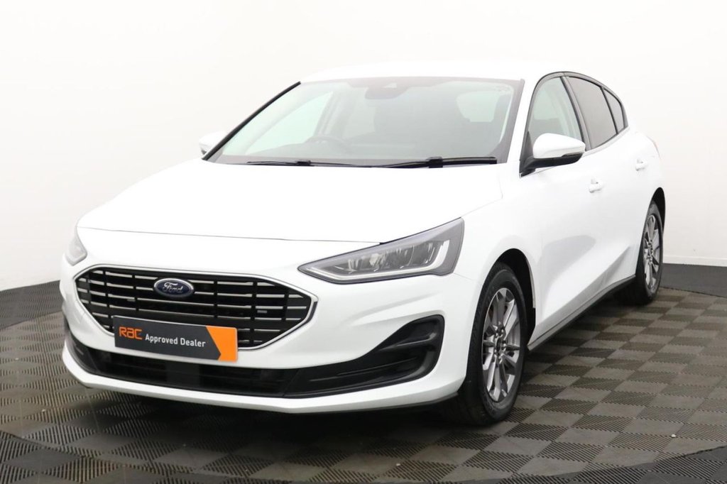 USED 2023 23 FORD FOCUS 1.0T EcoBoost MHEV Titanium Hatchback 5dr Petrol Hybrid Manual Euro 6 (s/s) (155 ps) Car Play, Sat Nav, Sensors