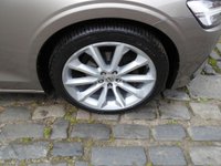 USED 2020 70 VOLVO V60 2.0 D3 Momentum Plus Auto Euro 6 (s/s) 5dr (One Owner / Low Mileage)