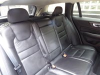 USED 2020 70 VOLVO V60 2.0 D3 Momentum Plus Auto Euro 6 (s/s) 5dr (One Owner / Low Mileage)