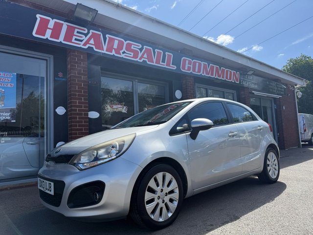 View our Kia Rio range
