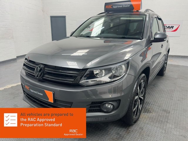 View our Volkswagen Tiguan 2.0 TDI BlueMotion Tech Match SUV 5dr Diesel DSG 4WD Euro 6 (s/s) (150 ps)