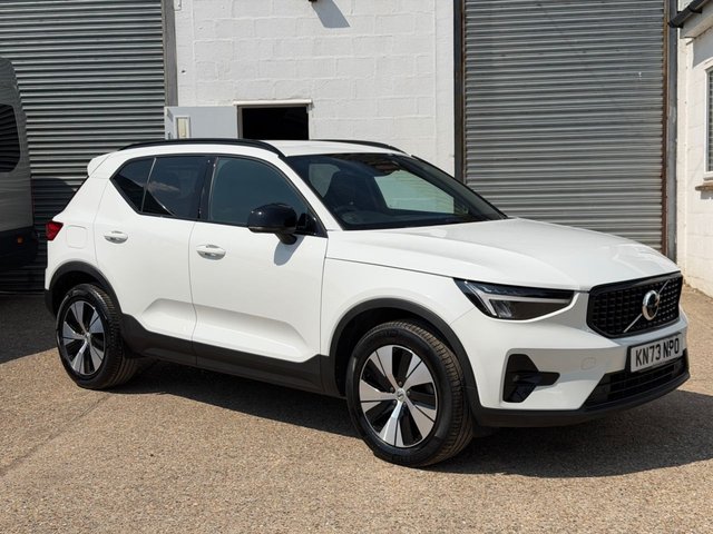 View our VOLVO XC40