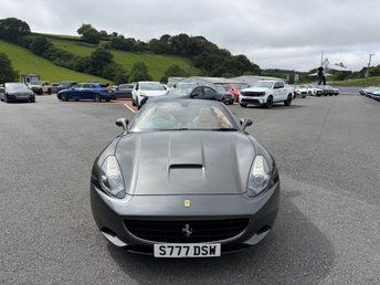 View our FERRARI CALIFORNIA