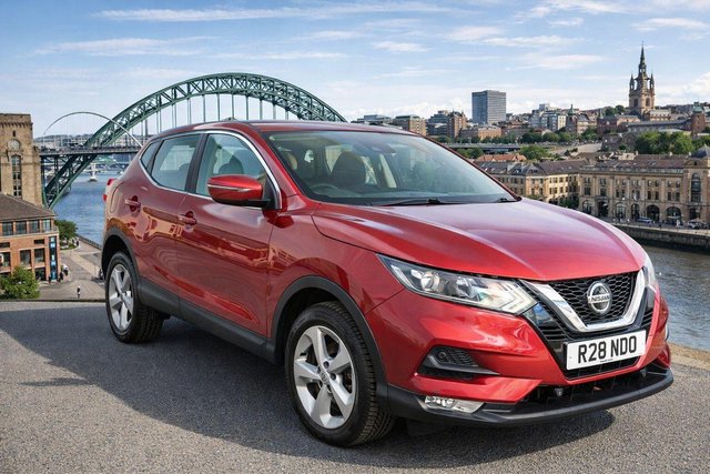 View our NISSAN QASHQAI
