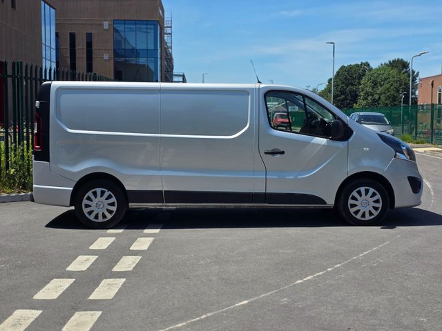 View our VAUXHALL VIVARO