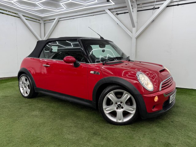 View our MINI CONVERTIBLE