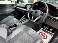 USED 2021 71 VOLKSWAGEN GOLF 2.0 TDI R-Line Hatchback 5dr Diesel DSG Euro 6 (s/s) (150 ps) 1 OWNER + VIRTUAL COCKPIT + SAT NAV + 18" ALLOY WHEELS