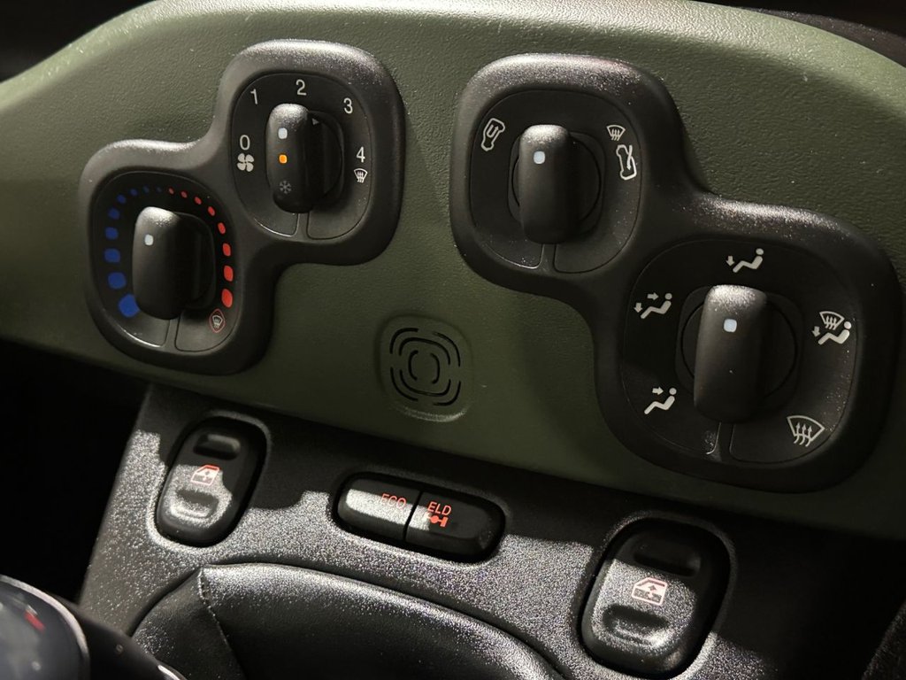 USED 2013 63 FIAT PANDA 0.9 TwinAir 4x4 Hatchback 5dr Petrol Manual Euro 5 (s/s) (85 bhp) 