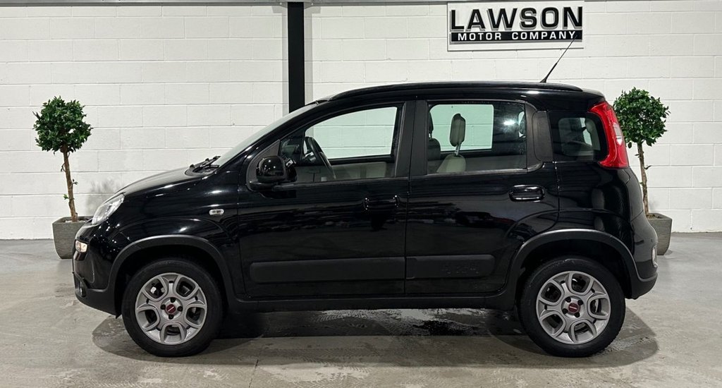 USED 2013 63 FIAT PANDA 0.9 TwinAir 4x4 Hatchback 5dr Petrol Manual Euro 5 (s/s) (85 bhp) 