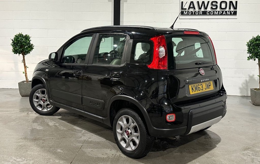USED 2013 63 FIAT PANDA 0.9 TwinAir 4x4 Hatchback 5dr Petrol Manual Euro 5 (s/s) (85 bhp) 