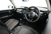 USED 2020 70 MINI HATCH 1.5 Cooper Classic Euro 6 (s/s) 3dr One Owner, 2 Keys