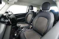 USED 2020 70 MINI HATCH 1.5 Cooper Classic Euro 6 (s/s) 3dr One Owner, 2 Keys