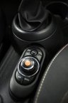 USED 2020 70 MINI HATCH 1.5 Cooper Classic Euro 6 (s/s) 3dr One Owner, 2 Keys
