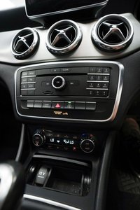 USED 2015 65 MERCEDES-BENZ GLA 2.1 GLA200d AMG Line Euro 6 (s/s) 5dr Â£20 Road Tax