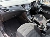 USED 2017 67 VAUXHALL ASTRA 1.4i Turbo Tech Line Nav Hatchback 5dr Petrol Manual Euro 6 (125 ps) FAMILY HATCH GREAT SERVICE HISTORY AND LOVELY SPEC INC SAT NAV AIR CON CRUISE CONTROL 10 SPOKE ALLYS