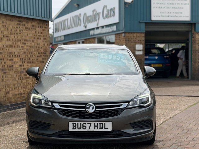 View our Vauxhall Astra range