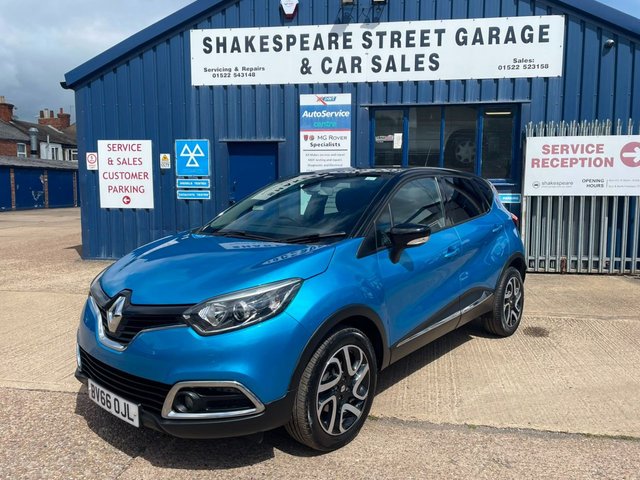 View our RENAULT CAPTUR