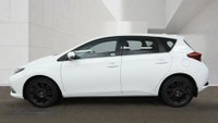 USED 2016 16 TOYOTA AURIS 1.8 VVT-h Excel Hatchback 5dr Petrol Hybrid CVT Euro 6 (s/s) (136 ps) 