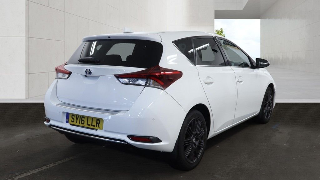 USED 2016 16 TOYOTA AURIS 1.8 VVT-h Excel Hatchback 5dr Petrol Hybrid CVT Euro 6 (s/s) (136 ps)