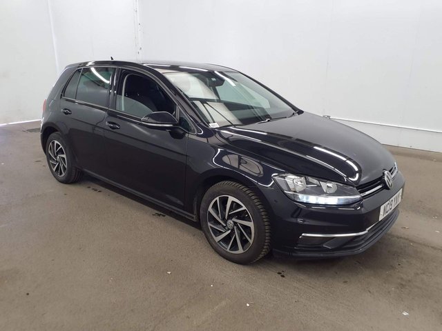View our VOLKSWAGEN GOLF