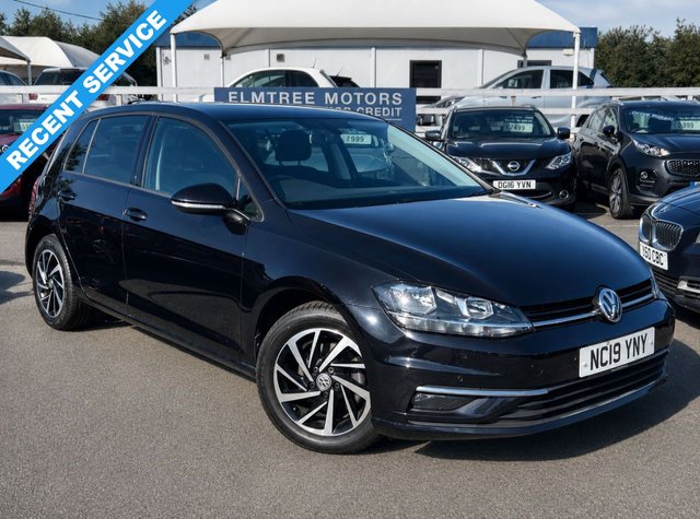 View our VOLKSWAGEN GOLF