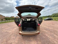 USED 2015 64 VAUXHALL ZAFIRA TOURER 2.0 CDTi Exclusiv Auto Euro 5 5dr New Cambelt+Service +2 keys