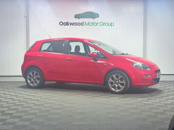 2015 FIAT PUNTO