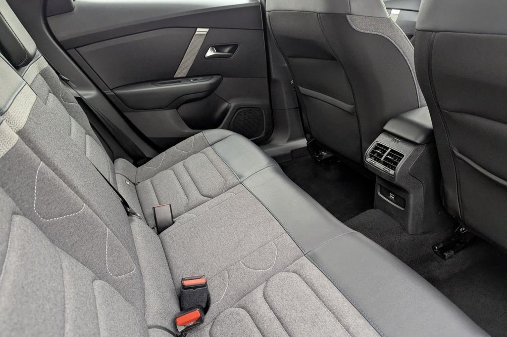 USED 2023 23 CITROEN C4 1.2 PureTech Sense Hatchback 5dr Petrol Manual Euro 6 (s/s) (100 ps) Car Play, Sensors, Air Con