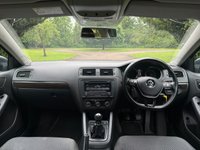 USED 2015 15 VOLKSWAGEN JETTA 2.0 TDI BlueMotion Tech SE Saloon 4dr Diesel Manual Euro 6 (s/s) (110 ps) TIMING BELT AND WATER PUMP REPLACED