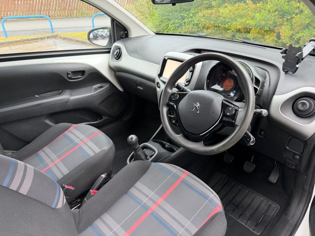 USED 2015 15 PEUGEOT 108 1.0 VTi Active Hatchback 3dr Petrol Manual Euro 5 Euro 5 (68 ps) £20 ROAD TAX, AIRCON, BLUETOOTH