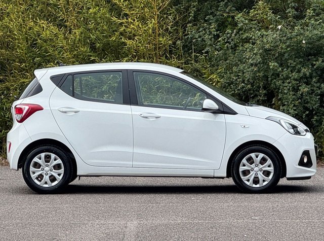 View our HYUNDAI I10
