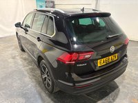 USED 2018 68 VOLKSWAGEN TIGUAN 2.0 TDI SE Navigation SUV 5dr Diesel DSG 4Motion Euro 6 (s/s) (150 ps) SAT NAV ADAPTIVE CRUISE CONTROL CLIMATE CONTROL PARKING SENSORS