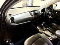 USED 2015 15 KIA SPORTAGE 1.7 CRDi EcoDynamics 2 SUV 5dr Diesel Manual 2WD Euro 5 (s/s) (114 bhp) 2 OWNERS-PANORAMIC ELECTRIC SUNROOF-ROOF-CLIMATE CONTROL-CRUISE-1/2 LEATHER