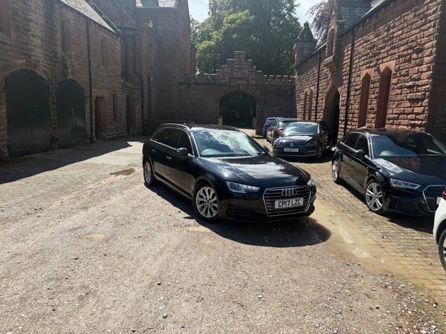 View our AUDI A4 AVANT